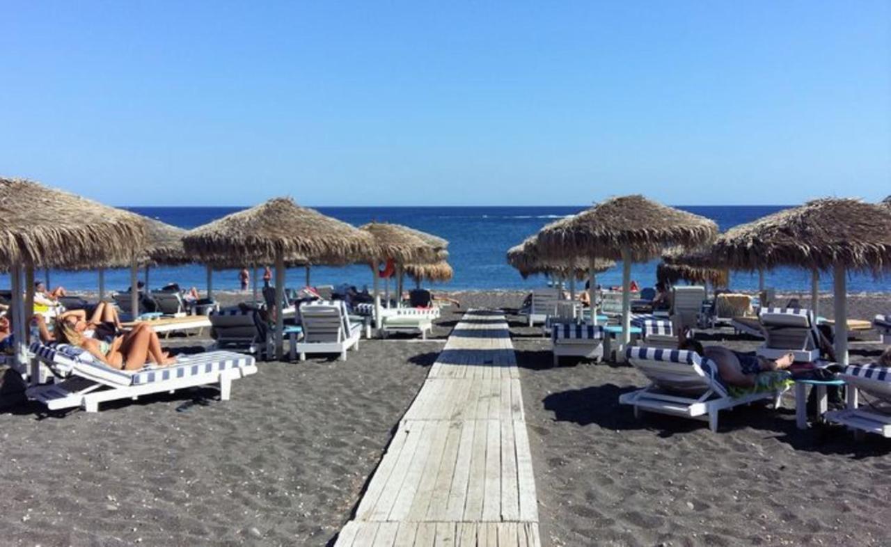 One And Only Beachfront Rooms Perissa  Exterior foto